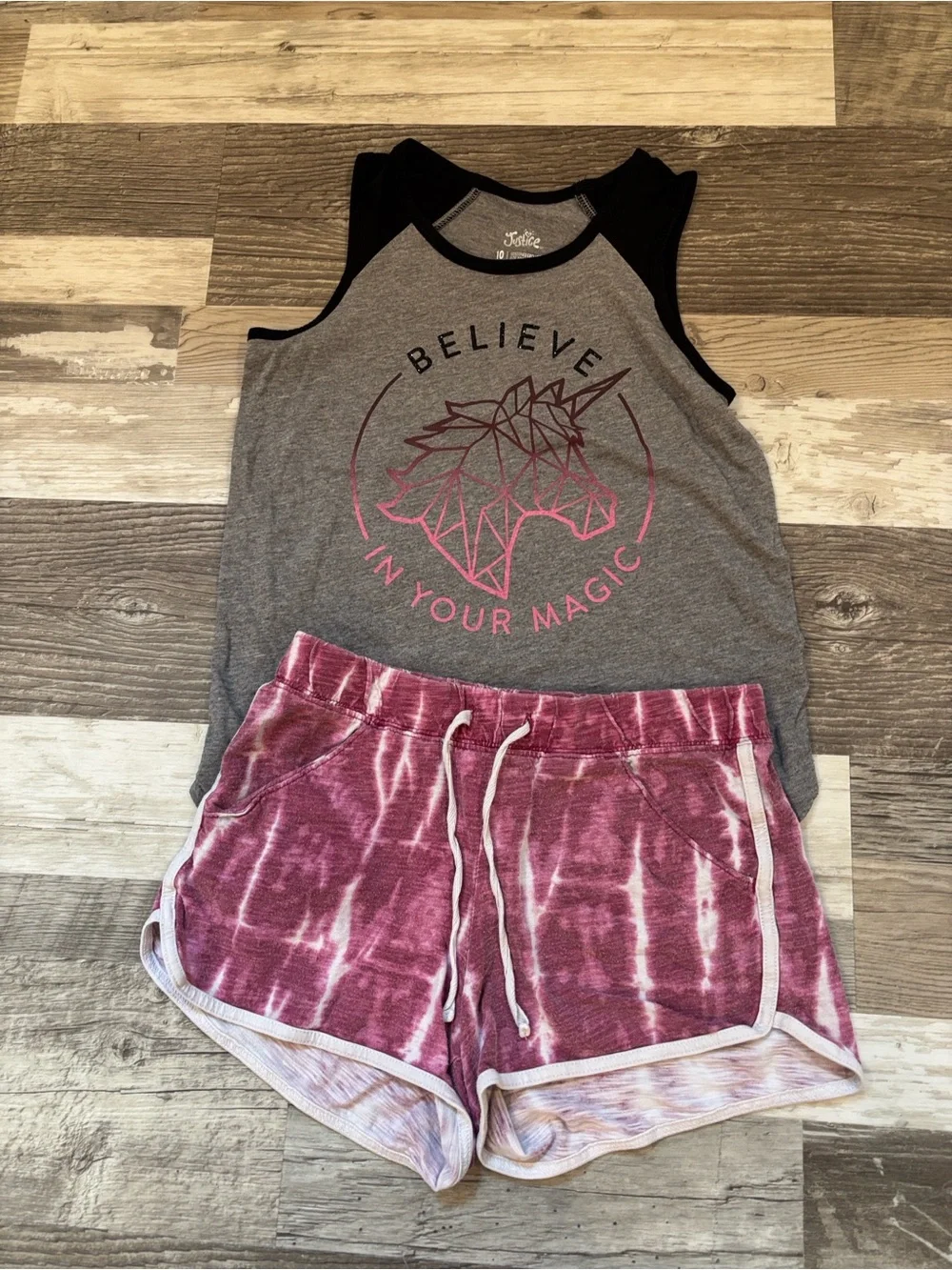 Justice Bundle long sleeves graphic, gray top, shorts and sweatpants